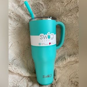 Swig 40oz Tumbler with handle